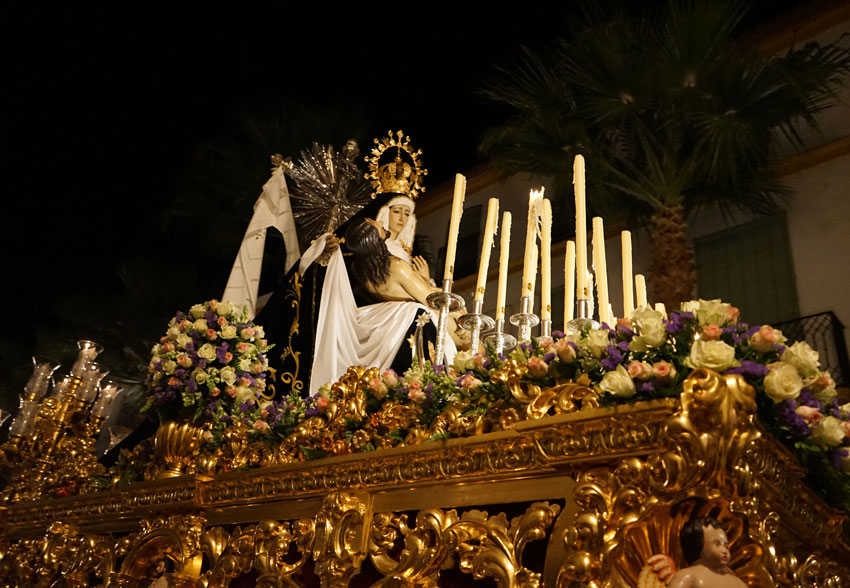 Detalle de un paso de Semana Santa